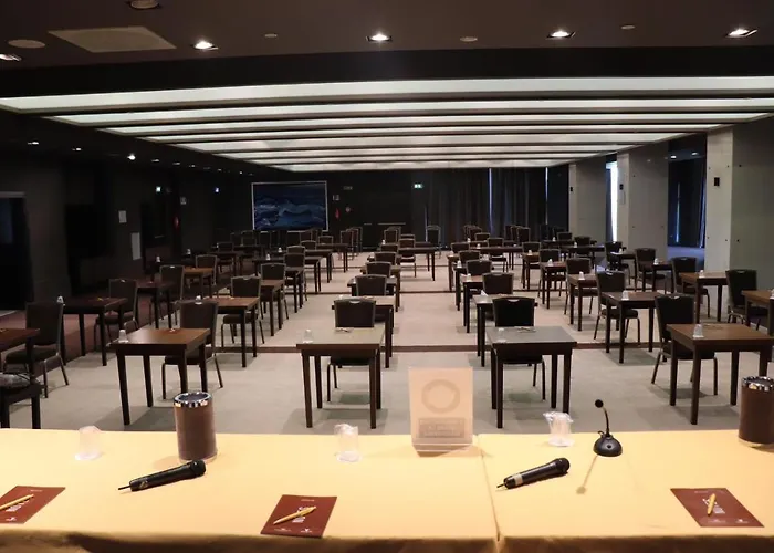 パルコ デイ プリンチピ コングレス ＆ スパ 4* バーリ